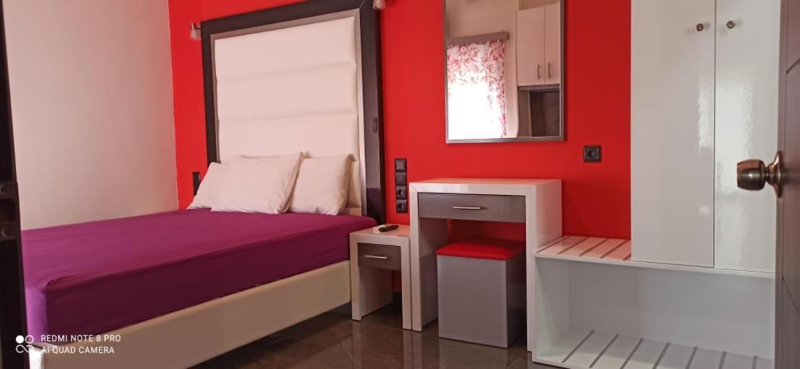 Spiros Rooms Kastrosikia Exterior foto