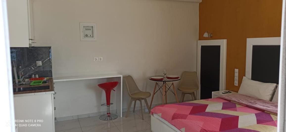 Spiros Rooms Kastrosikia Exterior foto
