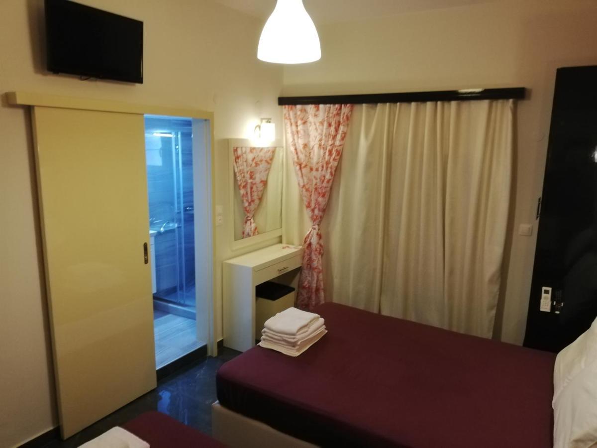 Spiros Rooms Kastrosikia Exterior foto
